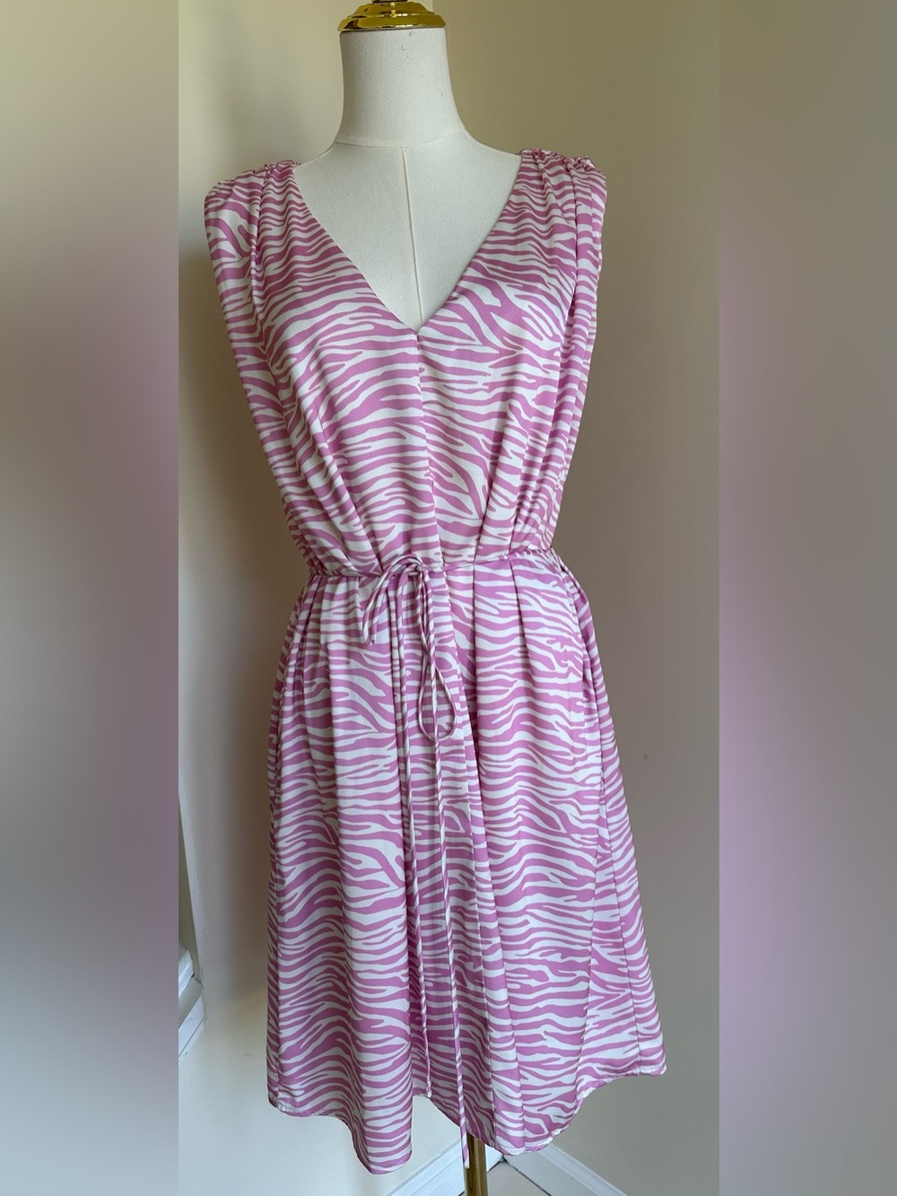 EUC Pink/White Sleeveless Dress- Large